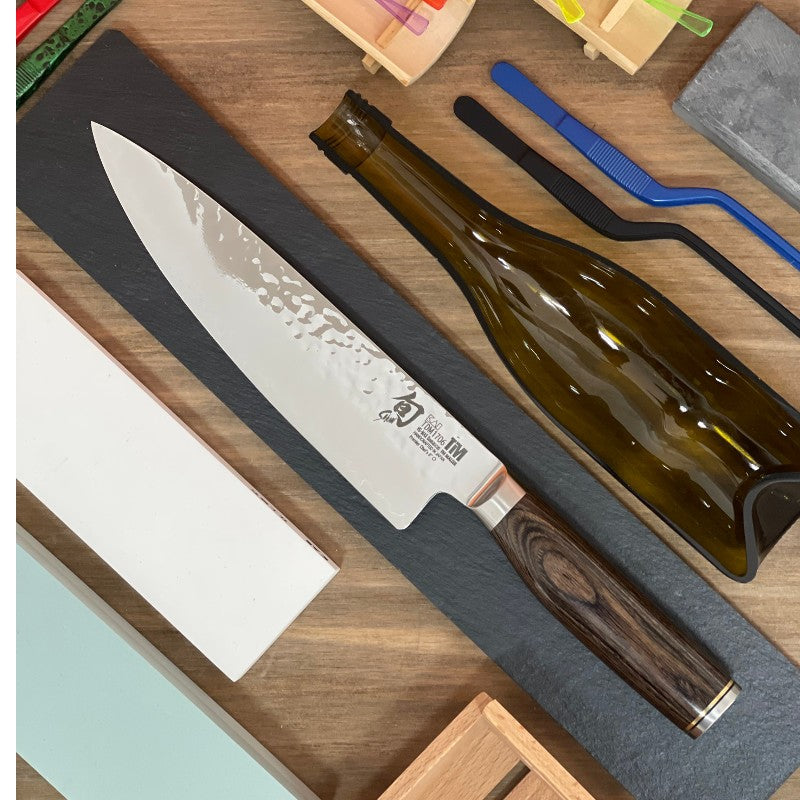 Cuchillo Kai Shun Premier TDM-1706 mango pakkawood ergonómico