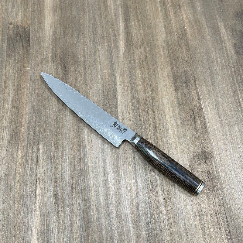 Cuchillo de cocina japonés Kai Shun Premier utilitario hoja martillada tsuchime 15 c